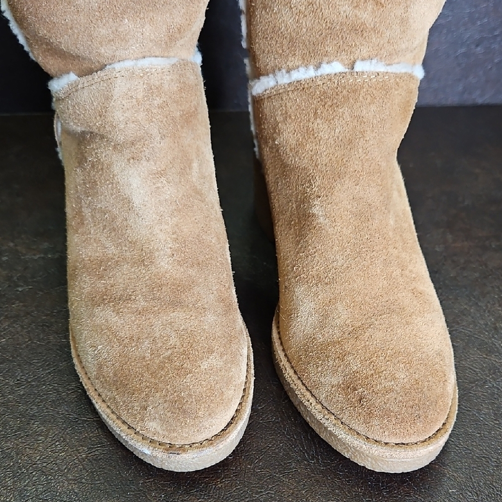 UGG Kasen tall Tan Suede Boots with White Fur Trim size 6 - Picture 5 of 11
